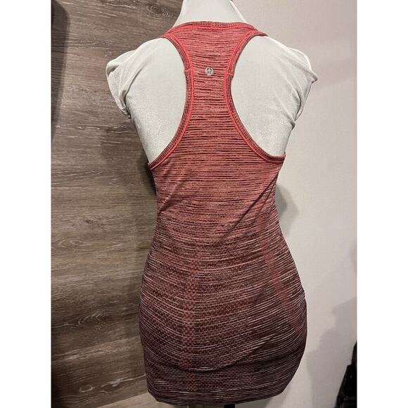 Lululemon Pink Tank Top Women Size 6 Sweat Life Halter Workout - Picture 5 of 5